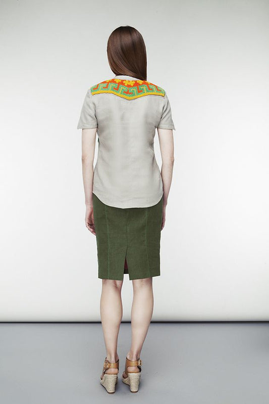 Women's Hand-Embroidered Linen Blouse - Unique Tapestry Design