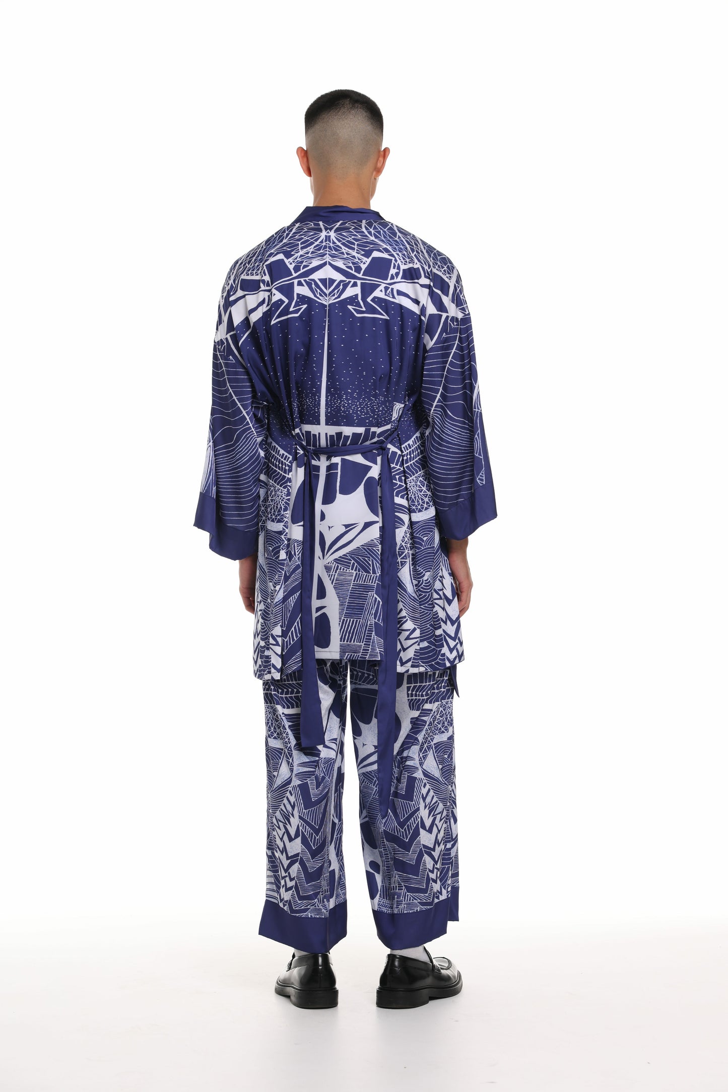 Кімоно зі штанами, Жар-птиця та жираф